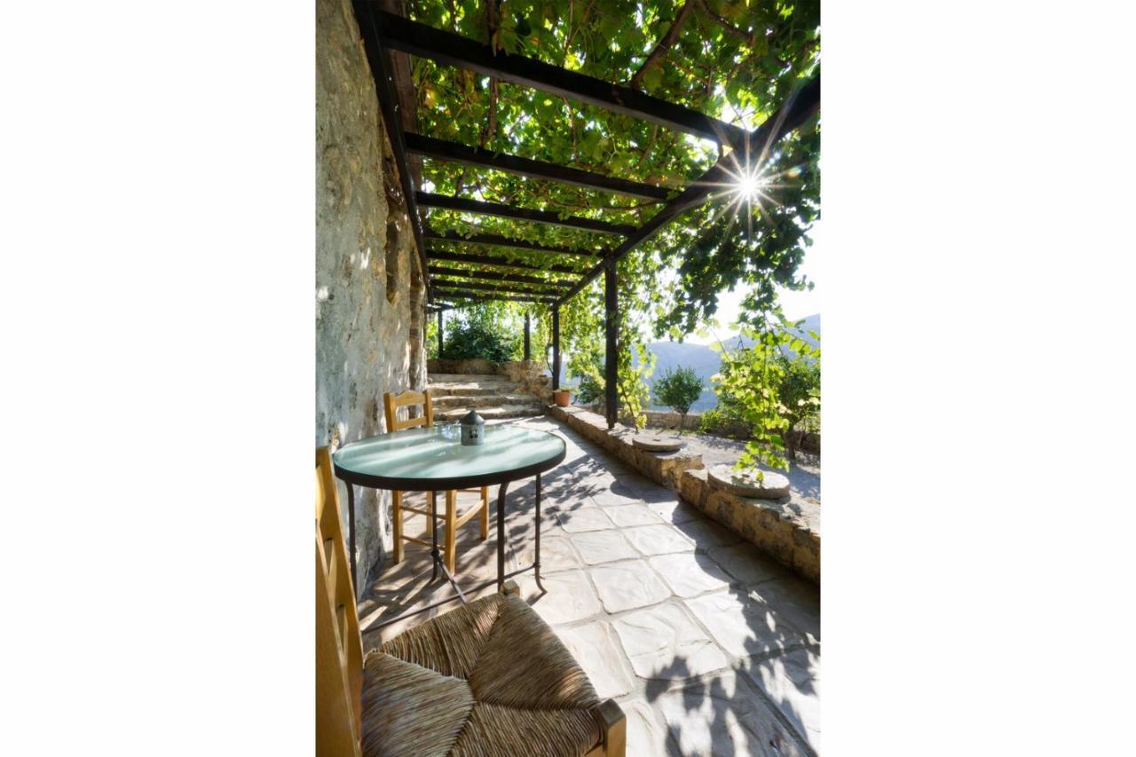 Villa Talos Palaiochora Exterior photo